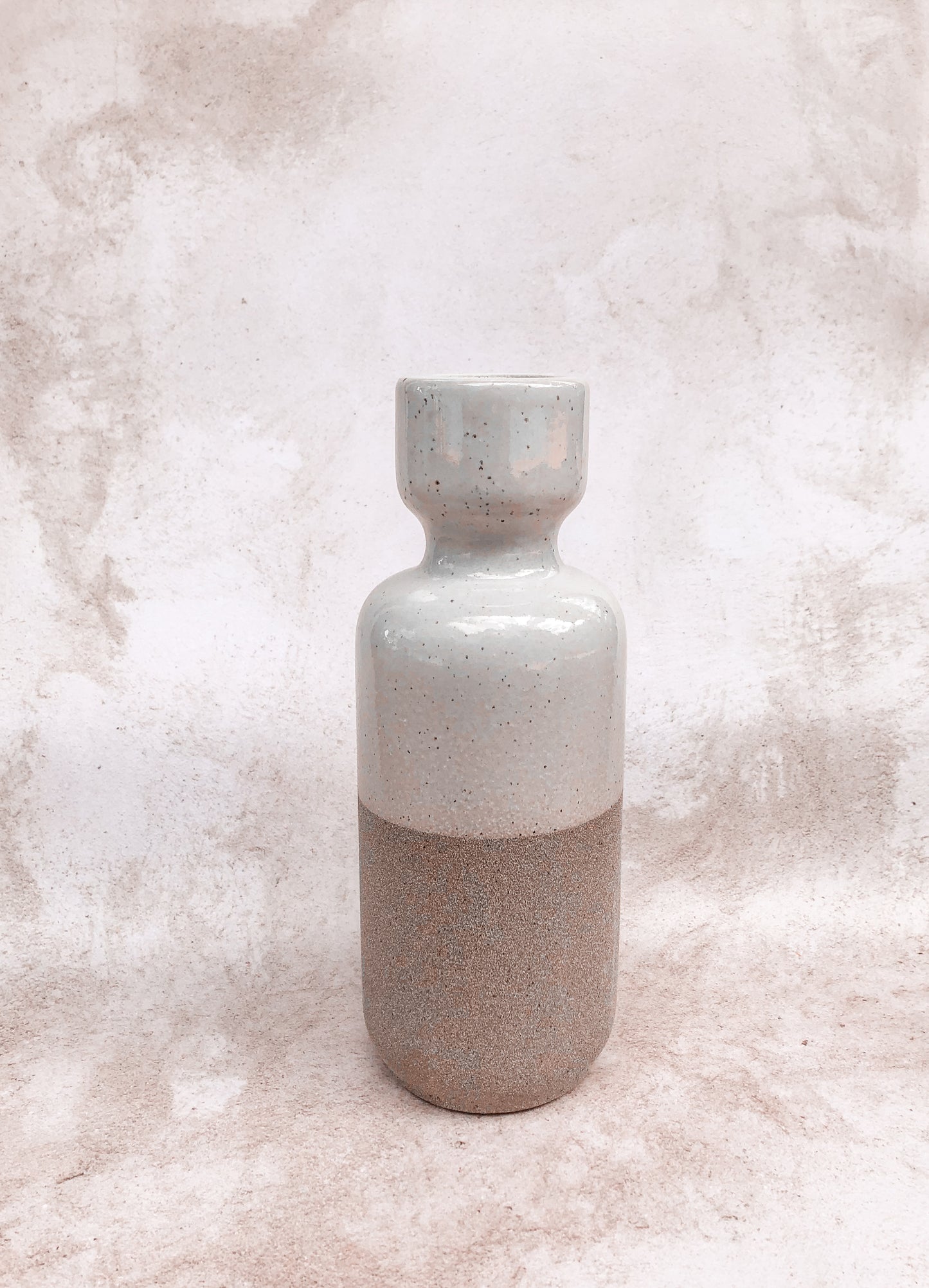 LIZELLE CANDLE HOLDER