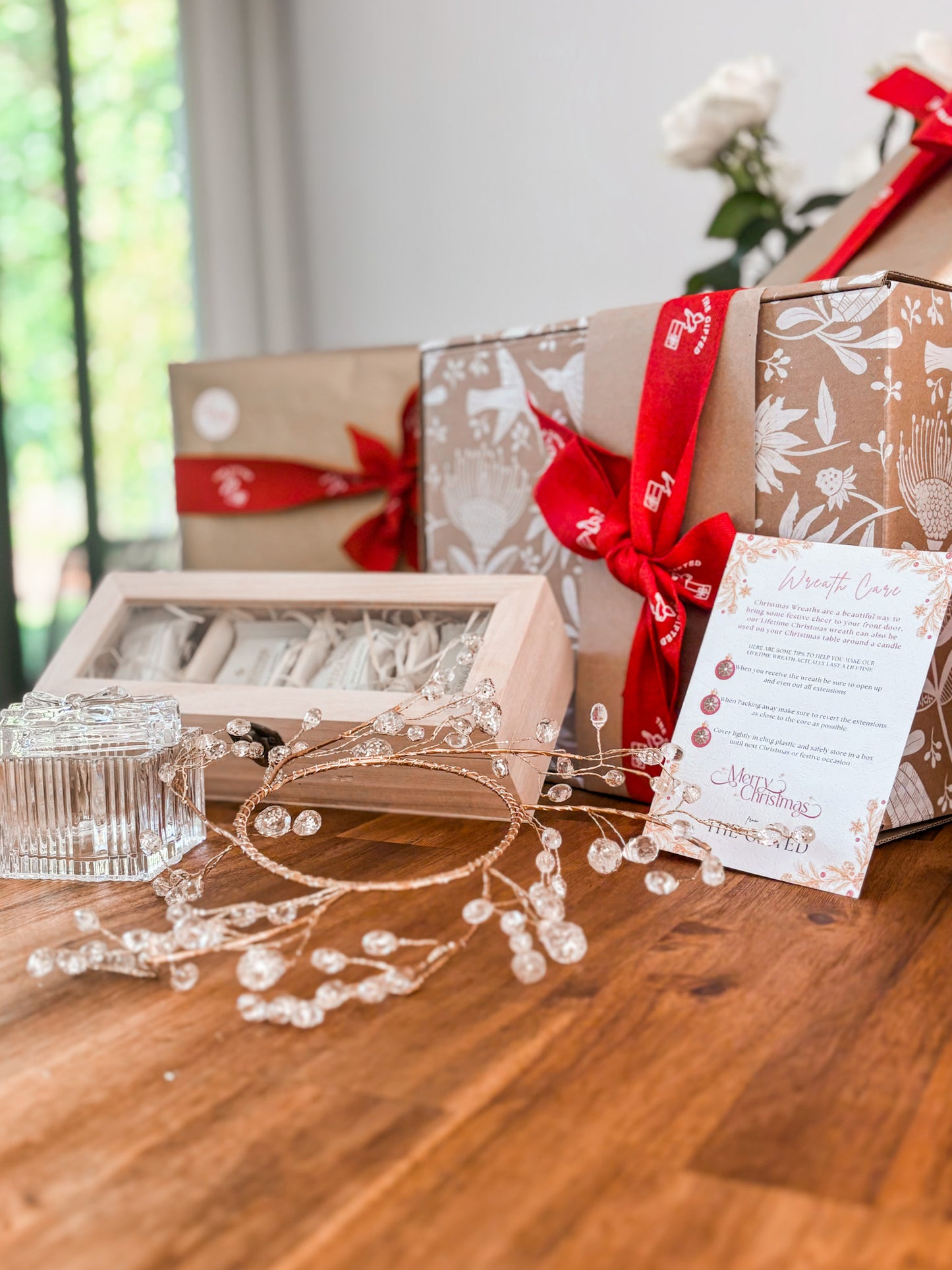 CHRISTMAS GIFT BOX