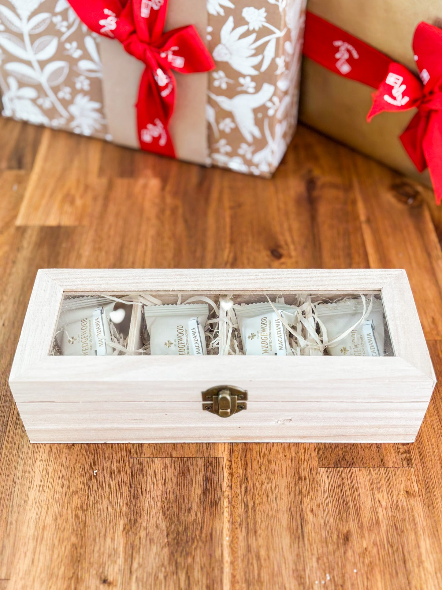CHRISTMAS GIFT BOX