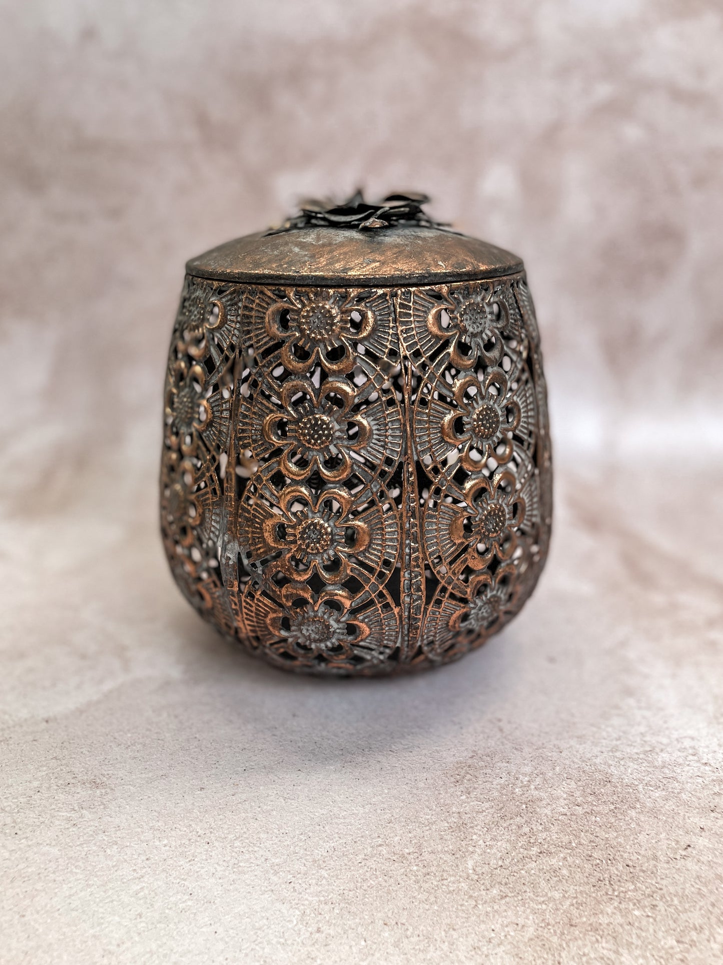 CHLOE TRINKET WITH LID