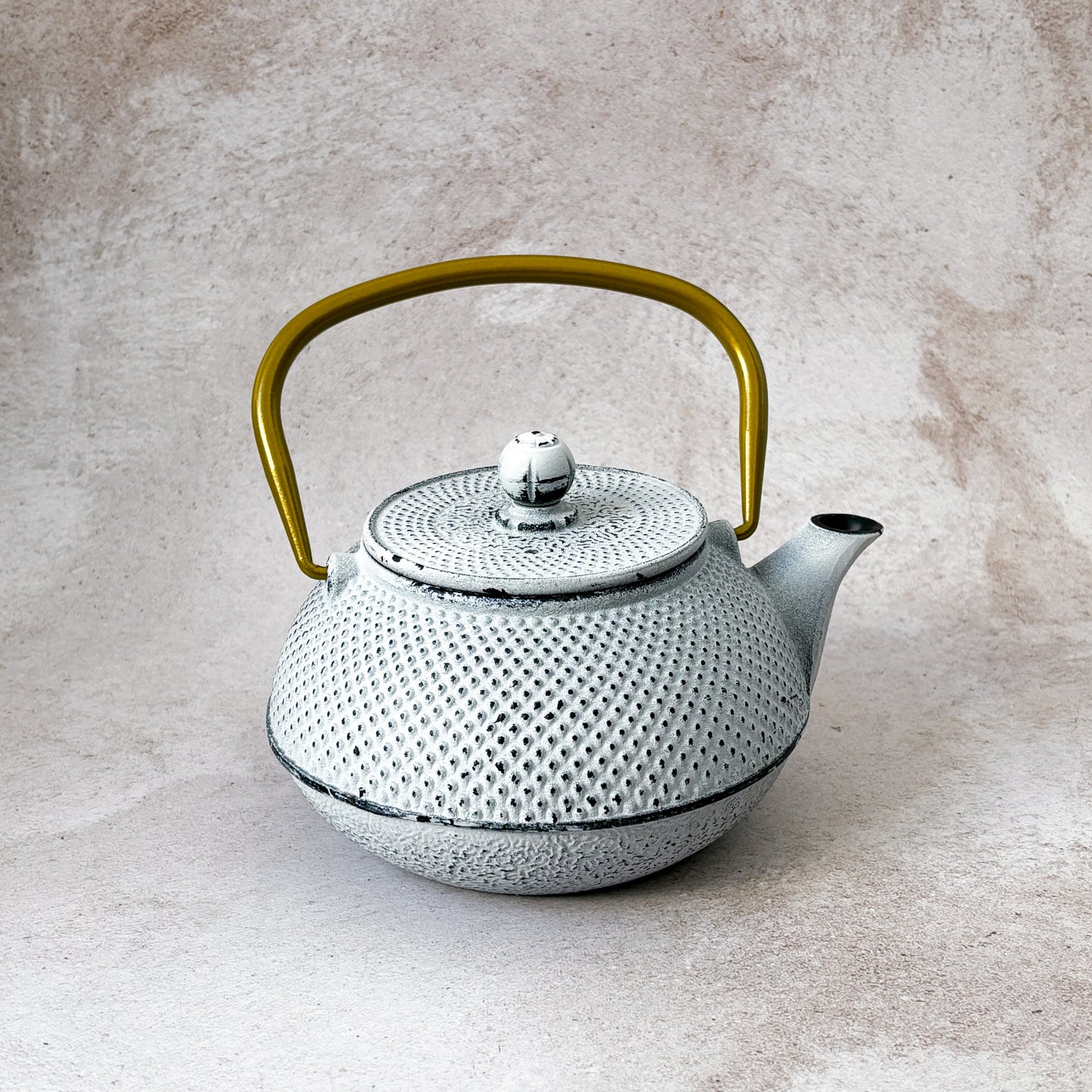 REENA TEA POT